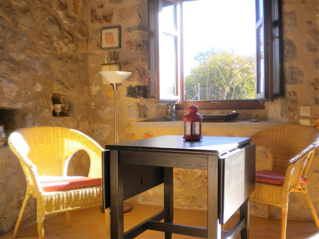 Arcadian Stone House In A Quiet Landscape, Leonidion Villa Poulithra Exterior photo