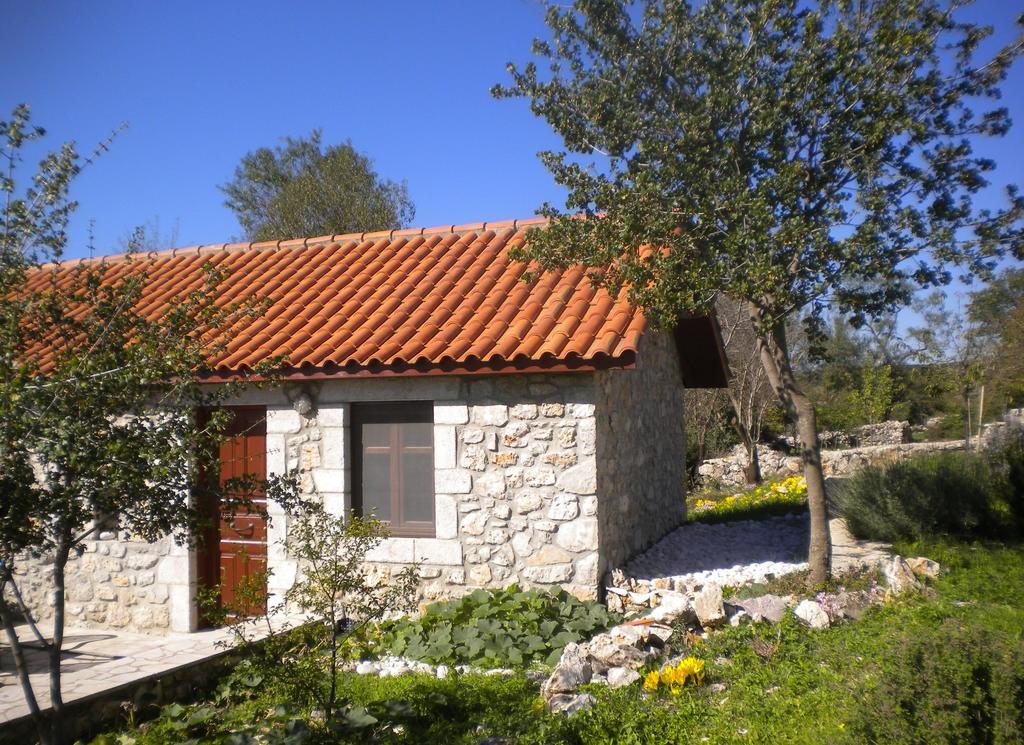Arcadian Stone House In A Quiet Landscape, Leonidion Villa Poulithra Exterior photo