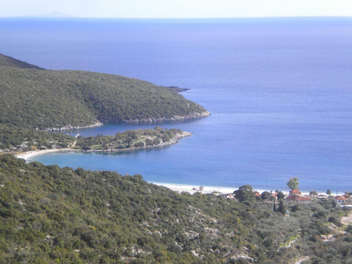 Arcadian Stone House In A Quiet Landscape, Leonidion Villa Poulithra Exterior photo